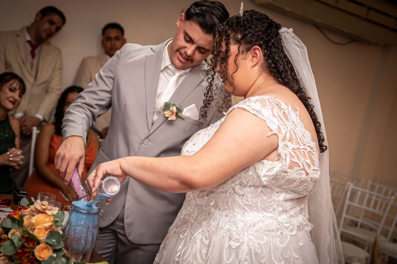 Celebração de casamento com emoção